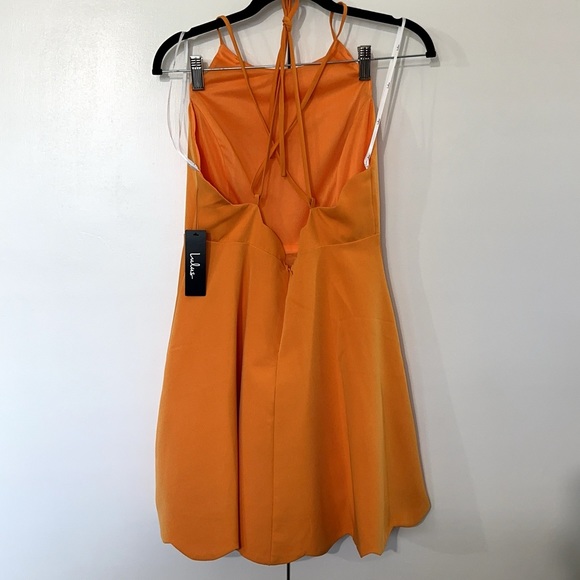 NWT Lulu’s Play on Curves Orange Backless Dress - Picture 4 of 6